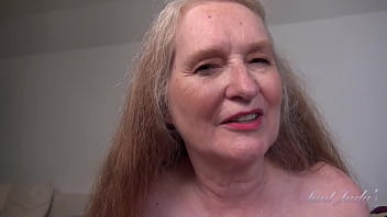 AuntJudys - Vaše Busty 61yo GILF Macecha Maggie Jacks