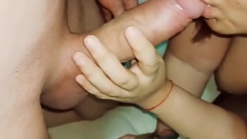 Ibu bersenang-senang dengan anak tirinya