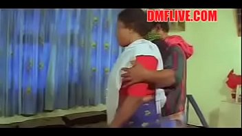 คู่รัก Mallu ในอพาร์ตเมนต์