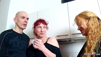 Alman Olgun Yaşlı Karısı ve Büyük Dick Kocasına Katılın