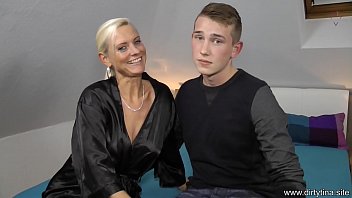 Kiimainen äitipuoli saa minut laukeamaan