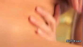 近所の看護師の妻が私のペニスを吸う郡でフェラチオを打ち負かす dearsx.com ビデオを見る