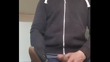 Olgun milf (orta yaşlı kadin) eşleri cootchie ve tabanları için azgın çocuk