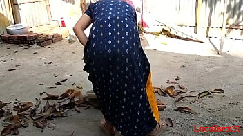 Karısı Paylaşılan Ve Fuck Outdoor ile Clining Filds ( Resmi