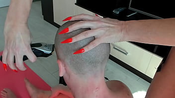 成熟的熟妇调教剃须asmr