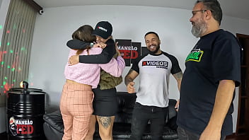 Wir gingen zu Teds Villa und machten uns mit Ted fertig
