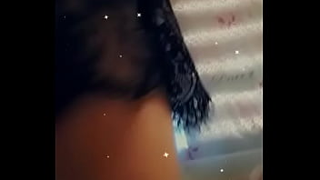 Istri Seksi