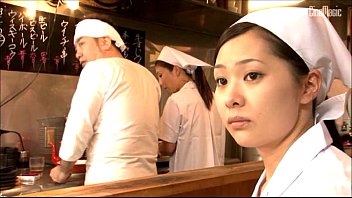 处理谈判的受害者女士梅女士留住了她