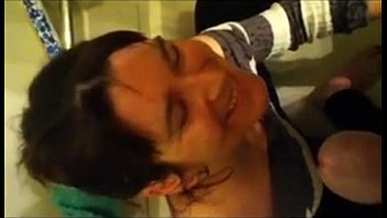 Piss amatur minum isteri bersenang-senang!