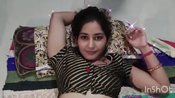 Güzel ve seksi karım beni aldatıyor ve onu yumrukluyor