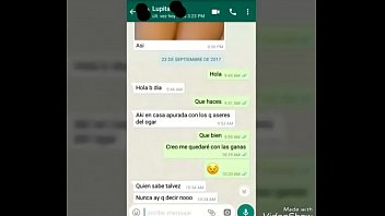 Người vợ thích được chơi cùng trước mặt bạn bè