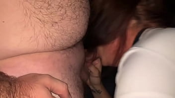 Saliva de milf asada en la tienda fuck-fest