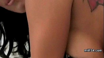 Nydelig milf hadde en slem flott tid med en