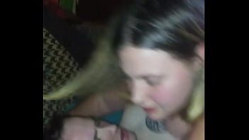 Xnxx cuckoldress maduro humilha enquanto toma um bbc
