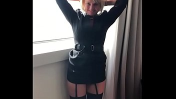 Une vieille assistante de MILF se fait baiser à la pause déjeuner dans un motel
