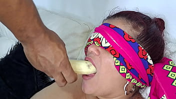 나는 만족할 줄 모르는 새엄마가 짜증나는 것을 좋아합니다